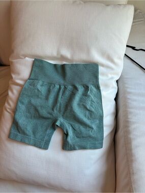Prozis Women's High-Waist Bike Shorts in Sage Green